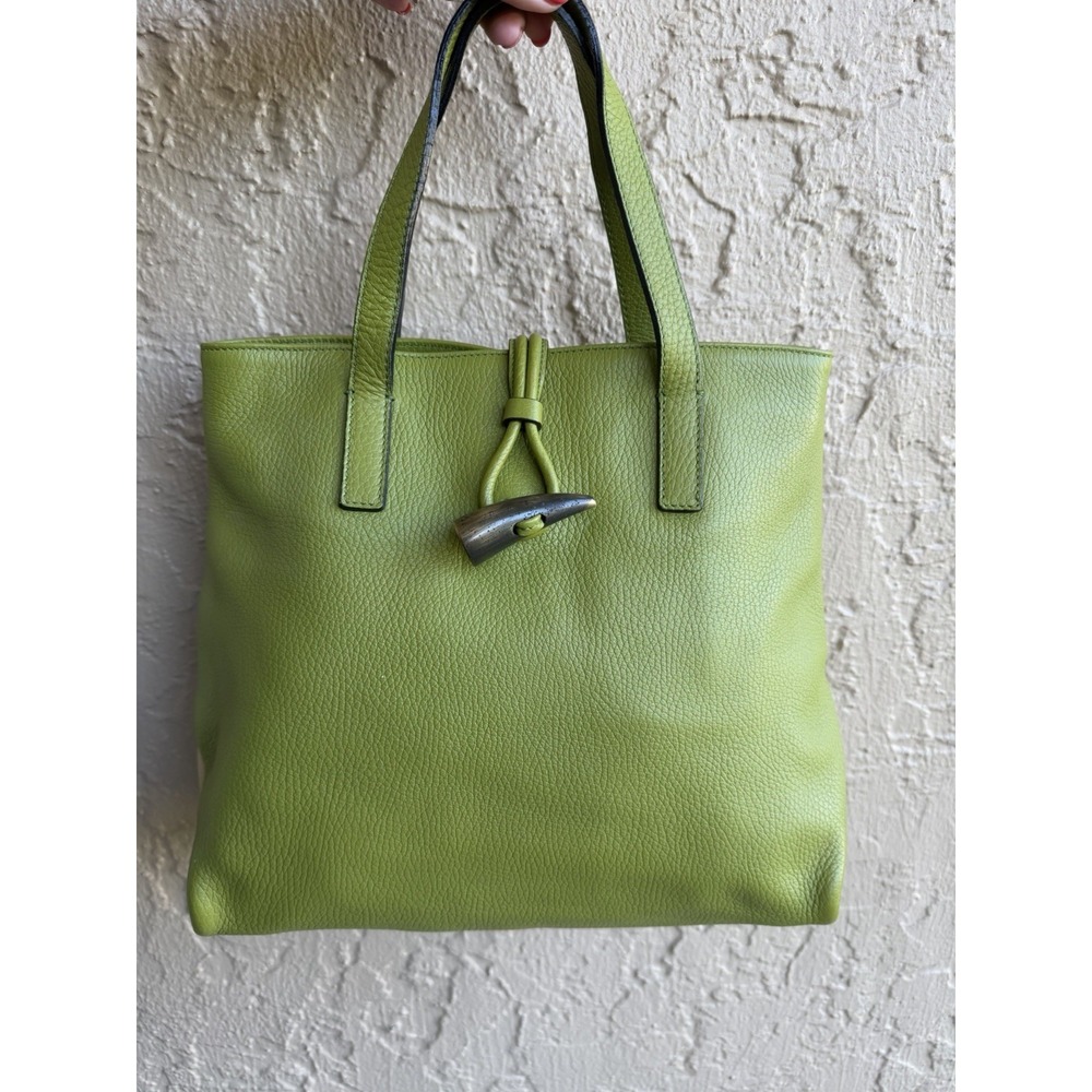 Vintage‎ Green Burberry London Shark Tooth Clasp Tote Pebbled Leather